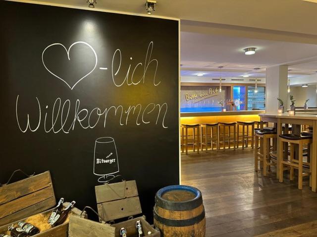 מלון ביטבורג Zum Simonbraeu מראה חיצוני תמונה